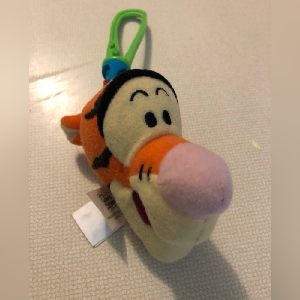 Vintage 1999 Disney Winnie the Pooh Tigger Plush Keychain McDonald's Toy